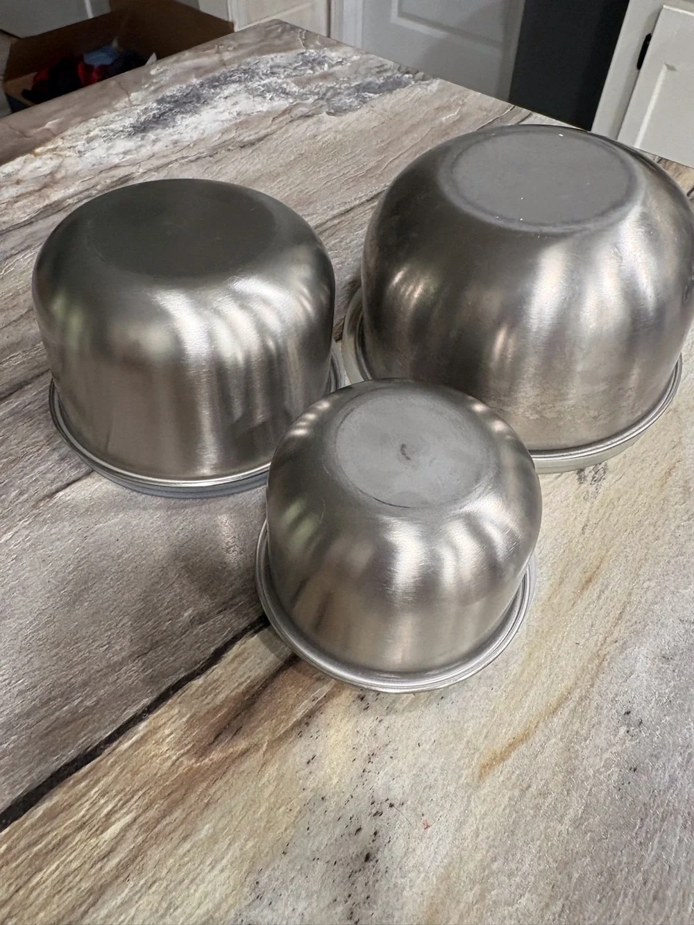 Sold! Stainless Steel Nesting Mixing Bowls Set 3pc w/ Plastic Lids Kitchen